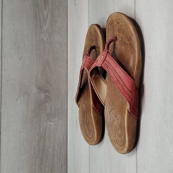 Olukai Womens Haiku Leather Sandals Flats shoes sz 8 - Picture 2 of 12